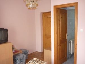 Fotografia z galérie ubytovania Barbara Apartmanház v destinácii Kehidakustány