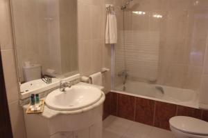 Zdjęcie z galerii obiektu Hotel La Zubia , Granada w mieście La Zubia