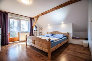Postel nebo postele na pokoji v ubytování Hostel, Rooms and Apartment Ceklin