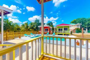 Gallery image of FLA at Hummingbird Estate Gold Standard Certified in Dangriga
