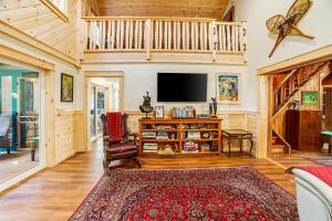Gambar di galeri bagi Beaver Pond Lodge di Brant Lake