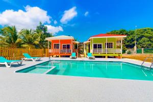 Foto dalla galleria di Bella at Hummingbird Estate Gold Standard Certified a Dangriga