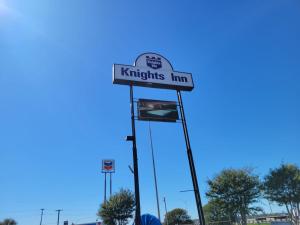 Certifikát, hodnocení, plakát nebo jiný dokument vystavený v ubytování Knights Inn San Antonio near Frost Bank Center
