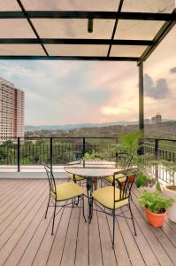 Balkón nebo terasa v ubytování Zerenity Hotel & Suites