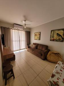 Χώρος καθιστικού στο Olímpia Temporada Cond. Villagio