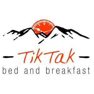 un logo di montagna con il Wordsitziki bed and breakfast di TIK TAK a Verbicaro