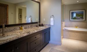 Ένα μπάνιο στο Edgemont 2704 - Luxury Ski-in Ski-out Condo +10 φωτογραφίες