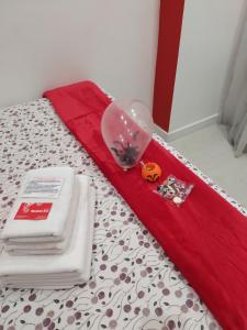 Łóżko lub łóżka w pokoju w obiekcie Hostal Inn Madrid