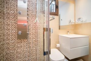 A bathroom at Rosa Chenz