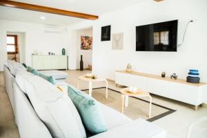 Khu vực ghế ngồi tại Family villa in Alicante, saltwater pool, AC and bbq