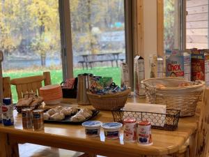 Gallery image of Methow River Lodge in Winthrop