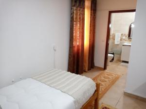 Postel nebo postele na pokoji v ubytování Arcos Grand Suites with pool + 37 fotografií