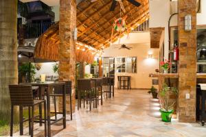 Gallery image of Álamos Inn Hotel con Jacuzzi y Piscina in Cancún