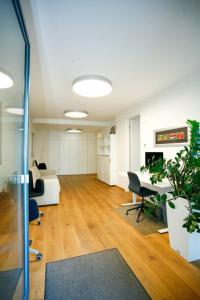 A seating area at Top Central Apartment on Karlsplatz Vienna