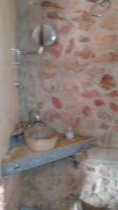 Ένα μπάνιο στο Cabañas La Rústica