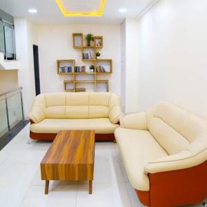 ONELLA REGENCY的休息区