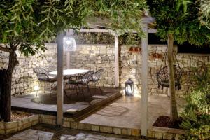 Vonkajšia záhrada v ubytovaní Hammock House