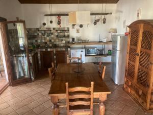 Majoituspaikan Il Casale de I Casali del Troscio keittiö tai keittotila