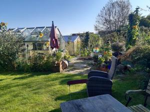Ein Garten an der Unterkunft Ferienwohnung Rotmoosblick direkt am Rande unberührter Natur