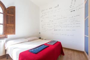 Posteľ alebo postele v izbe v ubytovaní Apartamento a los pies del Alcázar