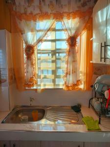 A cozinha ou cozinha compacta de Amber Apartments G2 Kitengela