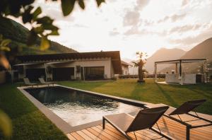 Bazén v ubytovaní Pitzner - Winery & Suites alebo v jeho blízkosti