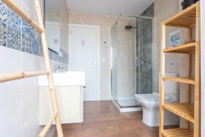 Koupelna v ubytování Hostal El Perelló, Valencia
