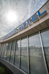 Φωτογραφία από το άλμπουμ του Hotel Terminus στην Ποντγκόριτσα
