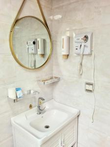Bagno di Banshan Yard