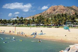 ชายหาดของบ้านพักตากอากาศหรือชายหาดที่อยู่ใกล้ ๆ