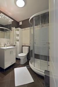 Et badeværelse på Apartments Jevtic