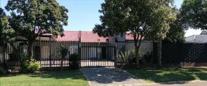 Gallery image of Meadowbrook Guesthouse in Pretoria