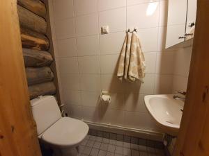 Ванная комната в Kelokuura Ruka