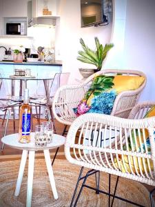 LE ROCAMARE -Superb-Atypical Sea view-A.C-WIFI