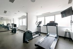 Fitness centrum a/nebo fitness zařízení v ubytování Mercure Ariosto Lima