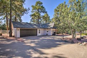 Afbeelding uit fotogalerij van Peaceful Payson Home with Yard and Fire Pit! in Payson