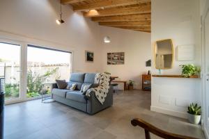 Posedenie v ubytovaní La Ren Lecrés Apartamento piscina jardin