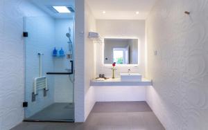 Ένα μπάνιο στο Xinyue Suying Holiday Hotel +118 φωτογραφίες