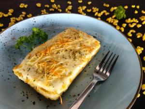 Makanan di atau berdekatan hotel
