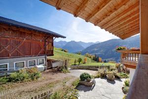 widok z balkonu domu w obiekcie Unterstuanerhof Plattnerblick w mieście Stulles