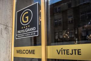 Certifikát, hodnocení, plakát nebo jiný dokument vystavený v ubytování Hotel Grand + 37 fotografií