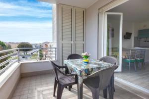 Balkón alebo terasa v ubytovaní Tirreno apartment