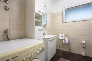 Koupelna v ubytování MIRJANA house with apartments + 48 fotografií