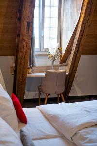 Letto o letti in una camera di KONCEPT HOTEL Löie