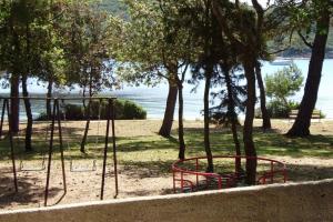 Vonkajšia záhrada v ubytovaní Apartment in Mali Losinj with terrace, air conditioning, WiFi, washing machine 4913-1