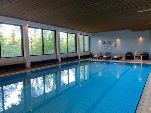 Bazén v ubytování Das Hotel Ostseeblick nebo v jeho okolí