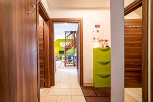 Φωτογραφία από το άλμπουμ του Apartman TULANIE 62 Kamzik Donovaly 2 IZBOVY Mezonet Deluxe parkovanie v podzemnej garáži ZDARMA σε Donovaly +43 φωτογραφίες