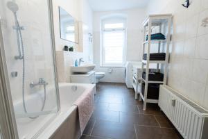 Koupelna v ubytování Lutherviertel-Apartment mit 2 SZ in Uni-Nähe