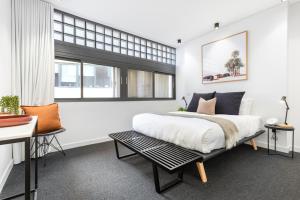 Gallery image of The Surry Apartments by Urban Rest in Sydney