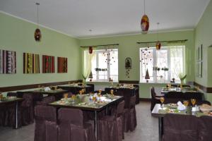 En restaurang eller annat matställe på Dibrova Club